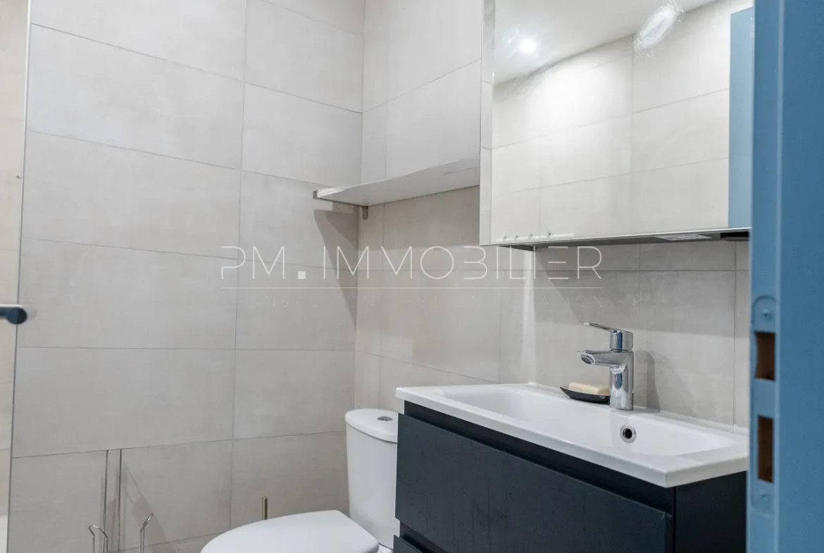 Appartement rénové de 35 m² dans le quartier du Palais de Justice à Marseille 