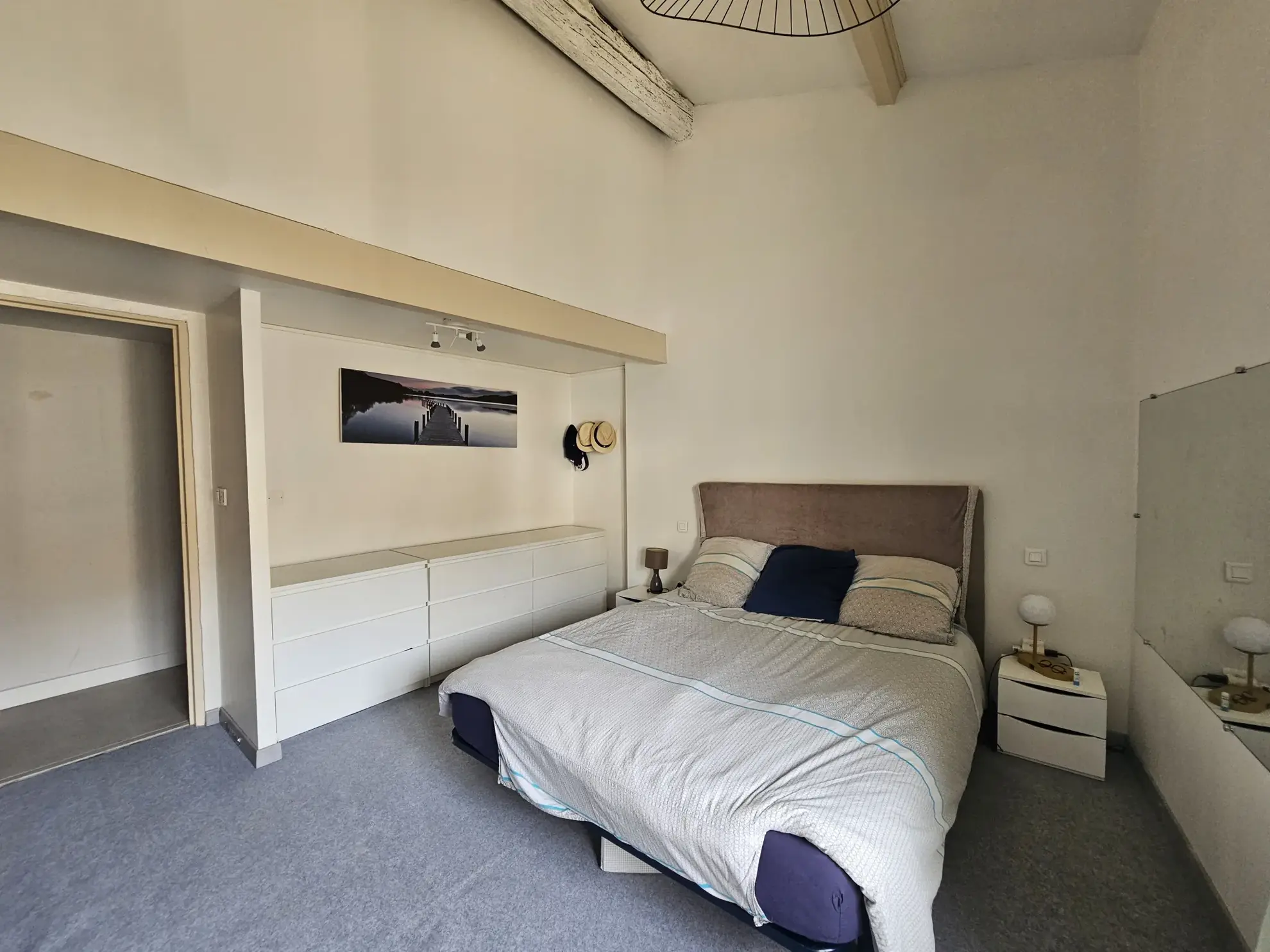 Maison de village à Lunel-Viel avec 4 chambres, espace agréable et prestations modernes 