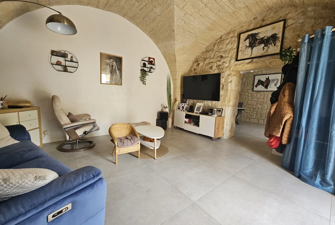 Maison de village à Lunel-Viel avec 4 chambres, espace agréable et prestations modernes 