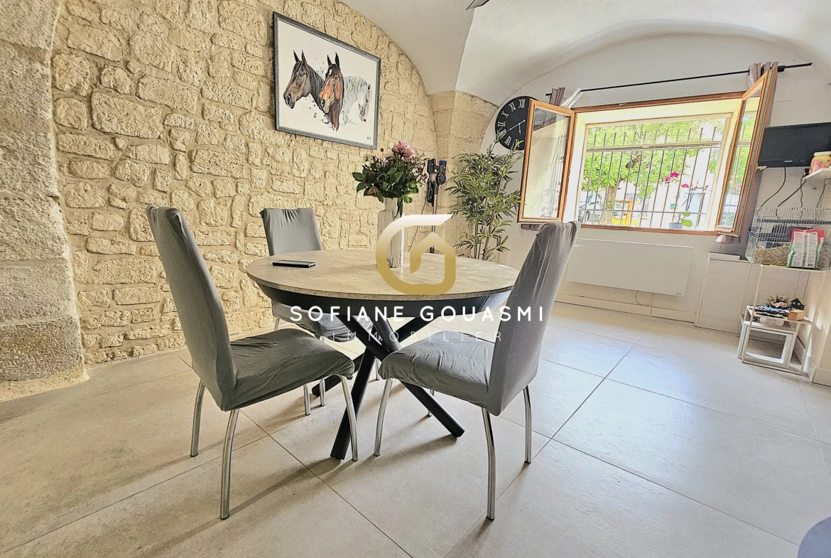 Maison de village à Lunel-Viel avec 4 chambres, espace agréable et prestations modernes 
