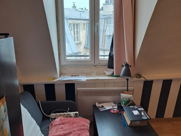 Appartement 2 pièces lumineux à vendre dans le 8e arrondissement de Paris