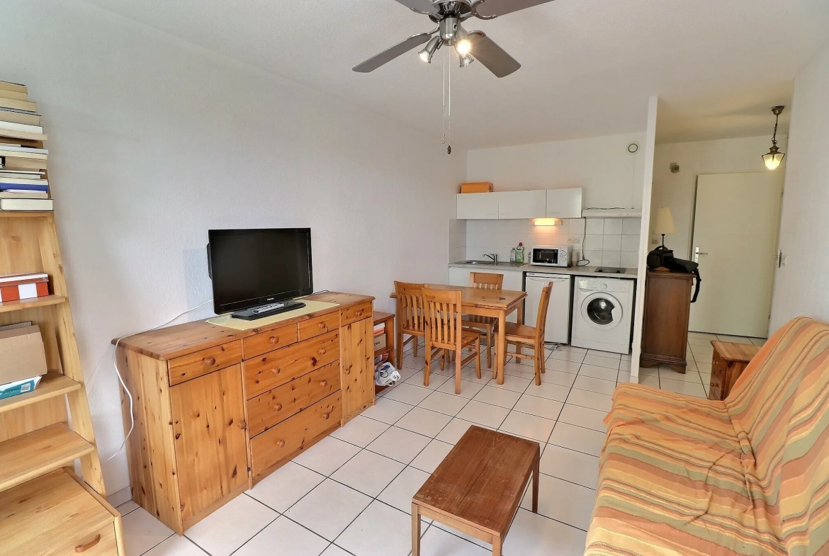 Appartement 2 pièces avec balcon et parking à Lattes, proximité port et vasque 