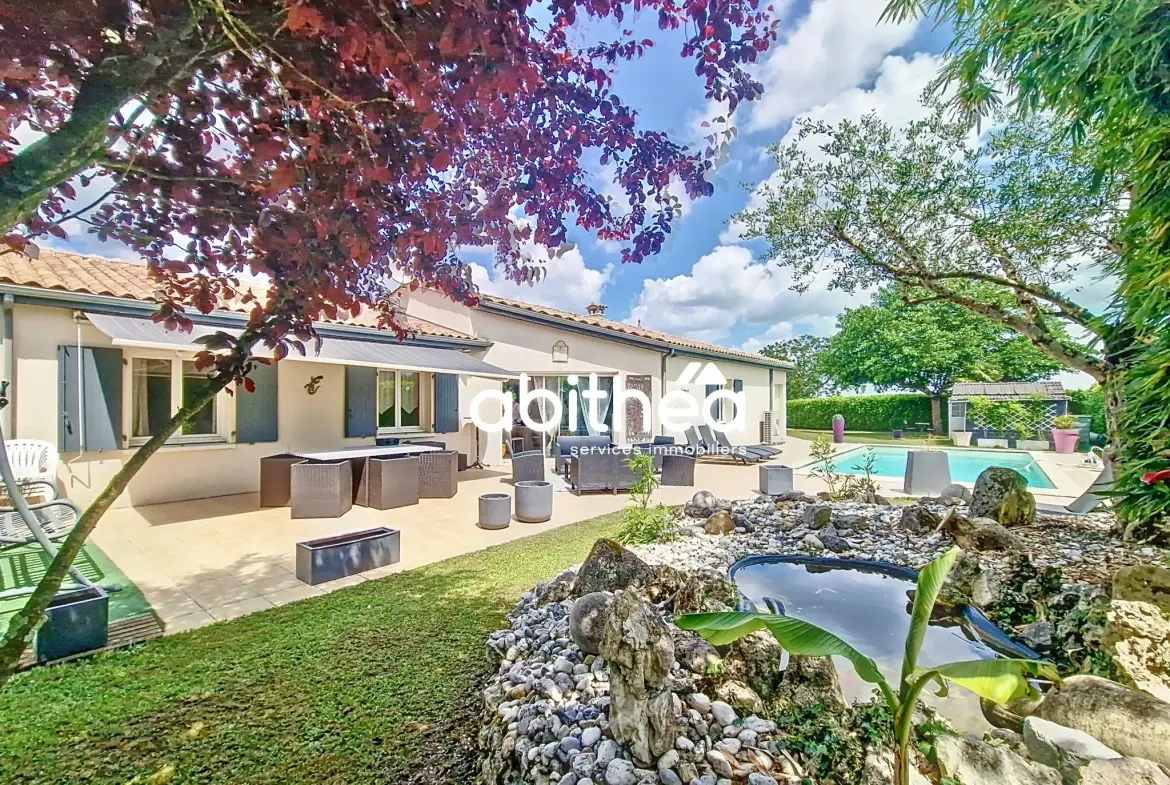 Maison moderne de 137 m² avec piscine et annexes à Clam près de Jonzac 