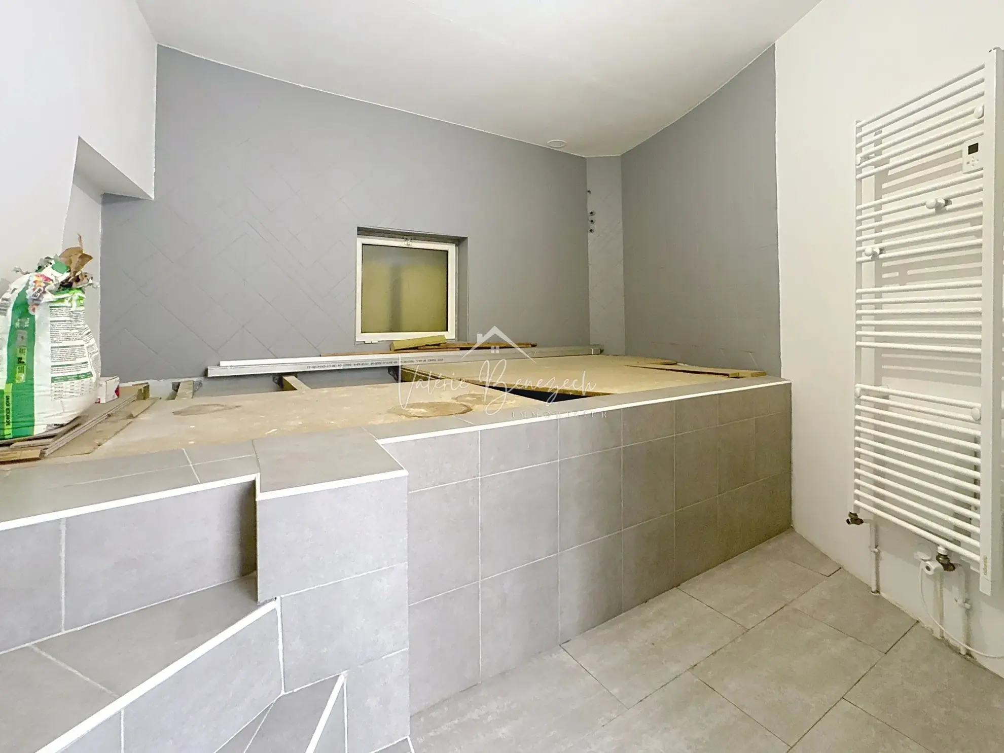 Appartement lumineux de 140 m2 avec patio au cœur de Saint-Affrique 