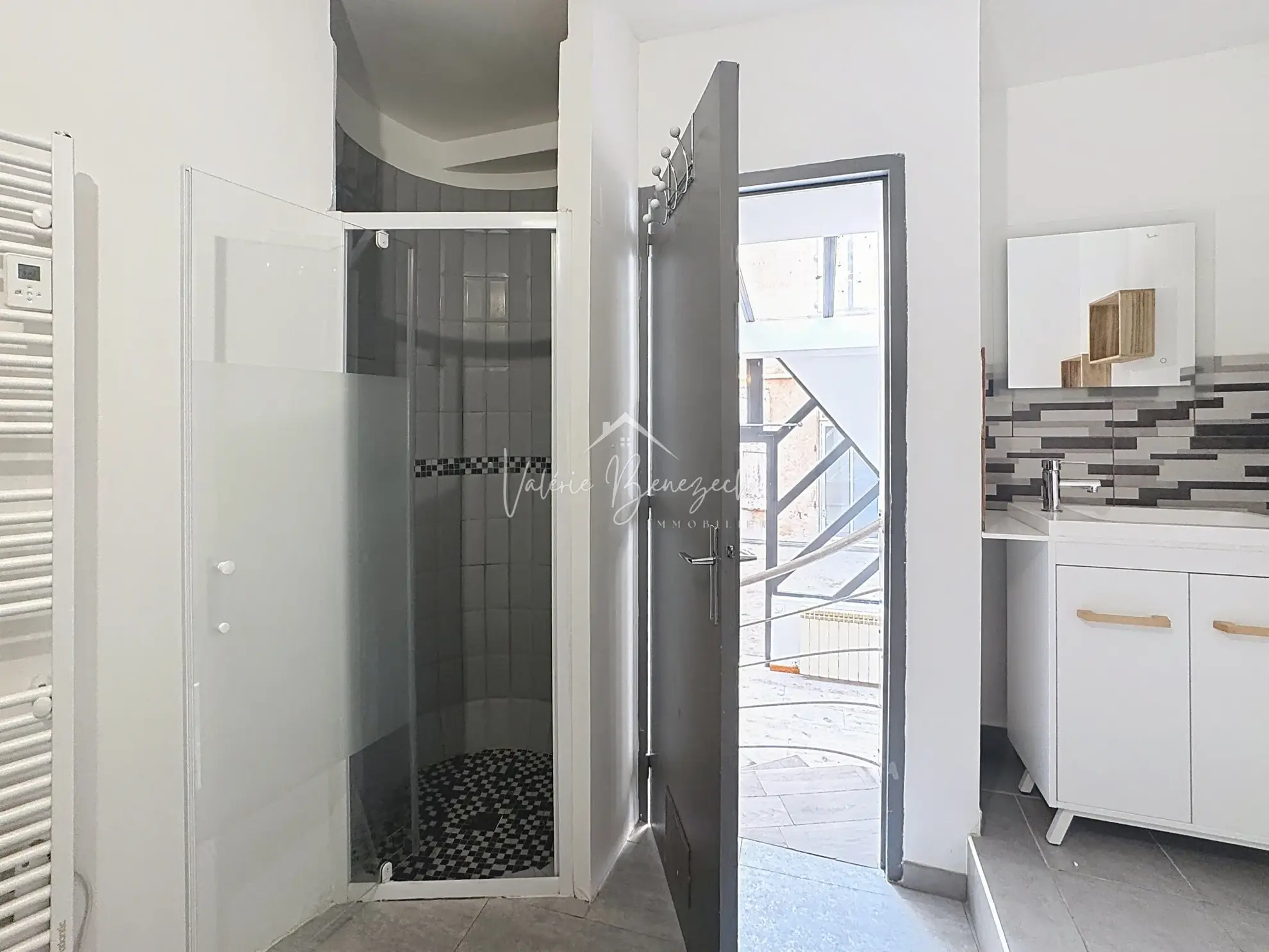 Appartement lumineux de 140 m2 avec patio au cœur de Saint-Affrique 