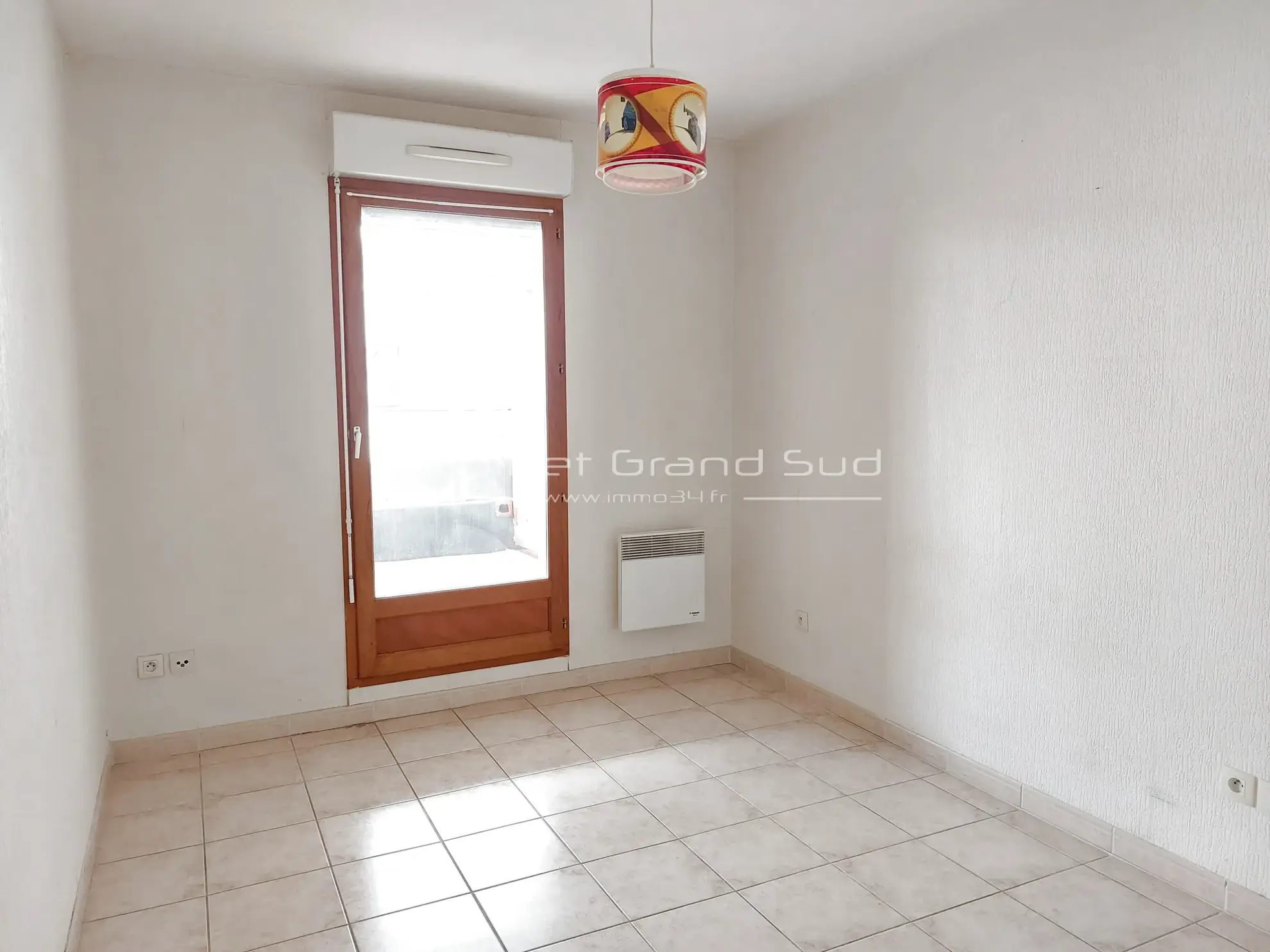 Appartement de 3 pièces avec loggia et garage à Lunel - 63 m² 