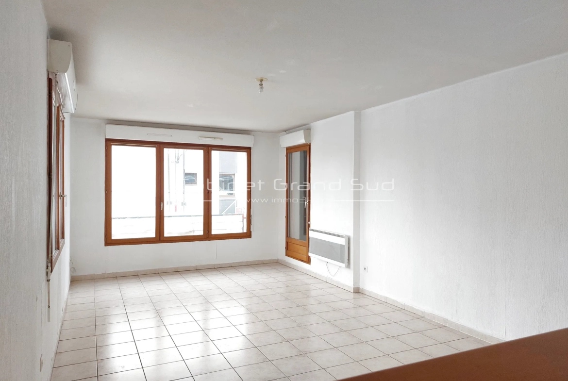 Appartement de 3 pièces avec loggia et garage à Lunel - 63 m² 