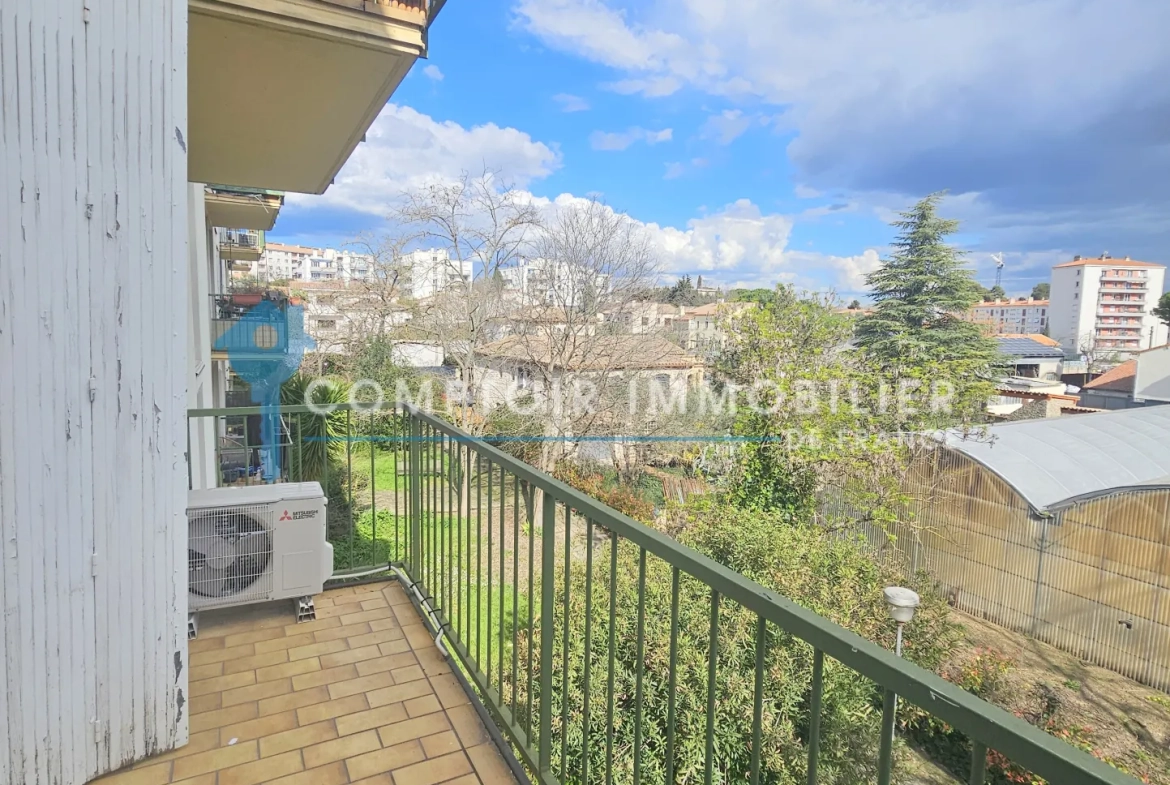 Appartement T4 de 71m² à Montpellier Chamberte avec terrasse et parking 