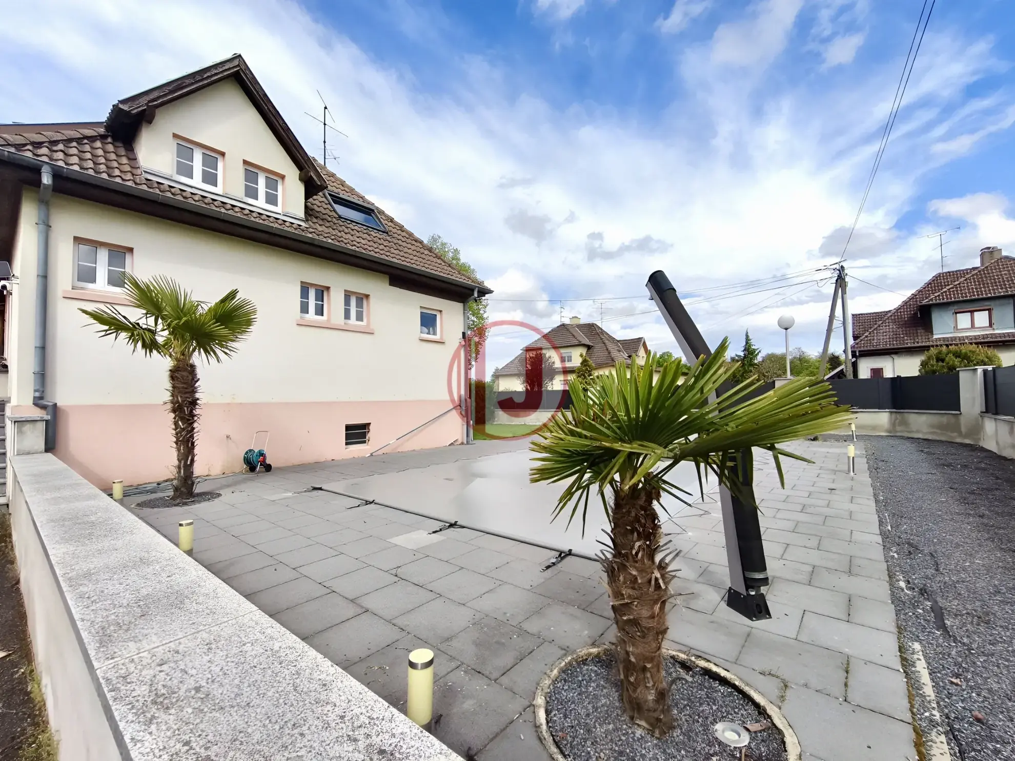 Magnifique maison avec piscine et jacuzzi à Wittenheim – Opportunité rare 
