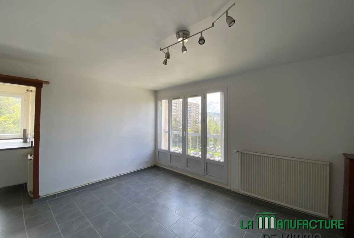 Appartement T2 avec stationnement à Saint-Étienne Métare – Investissement ou primo-accédants 