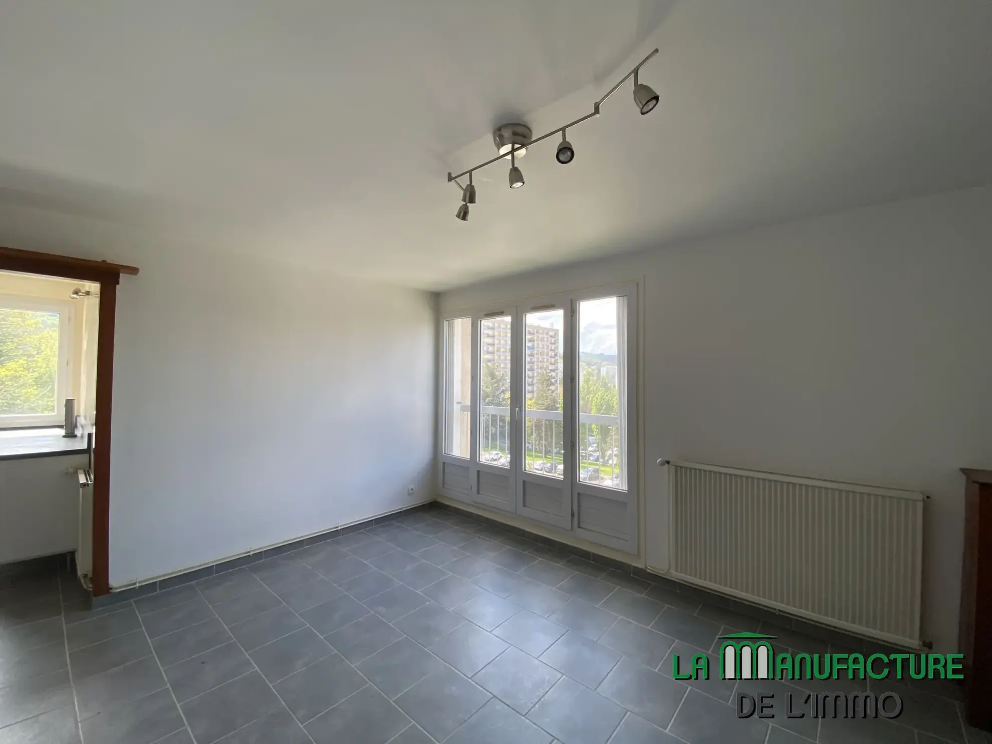 Appartement T2 avec stationnement à Saint-Étienne Métare – Investissement ou primo-accédants 