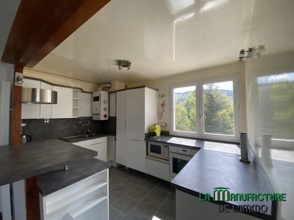 Appartement T2 avec stationnement à Saint-Étienne Métare – Investissement ou primo-accédants