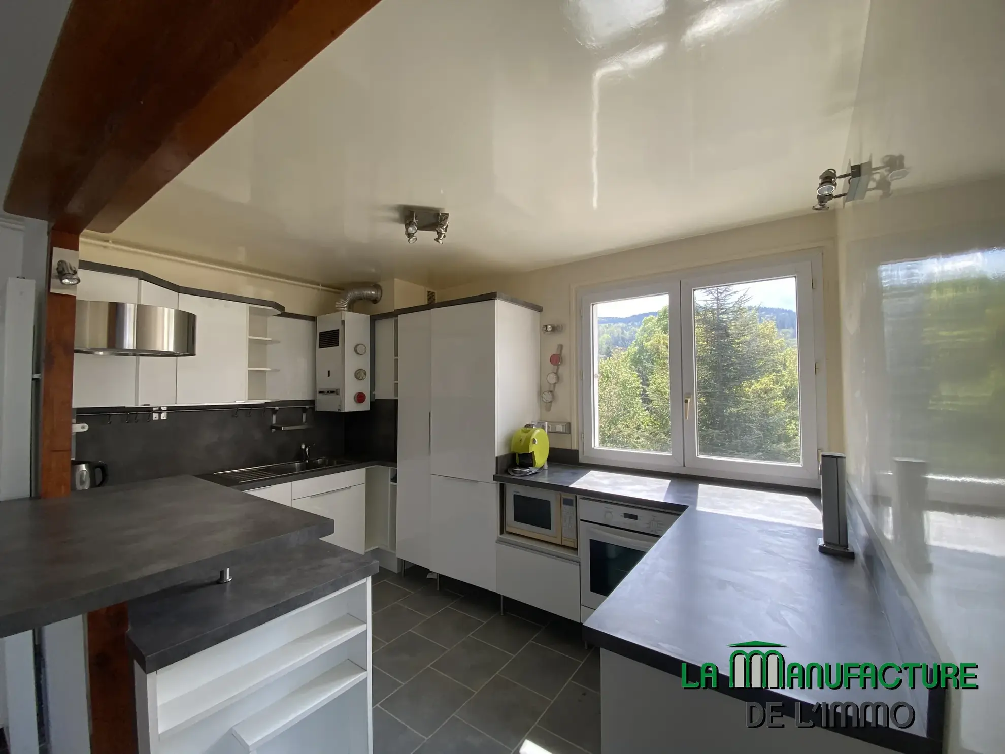 Appartement T2 avec stationnement à Saint-Étienne Métare – Investissement ou primo-accédants 
