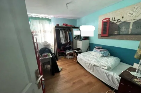 Maison T5 avec 4 chambres à acheter à Neauphle-Le-Vieux - Prix attractif 
