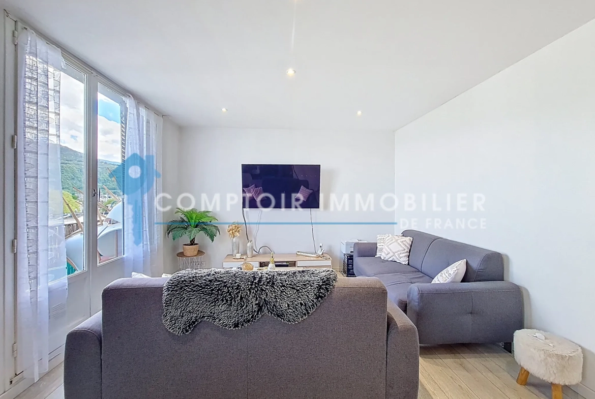 Appartement T3 à vendre à Grenoble avec vue panoramique et balcon 