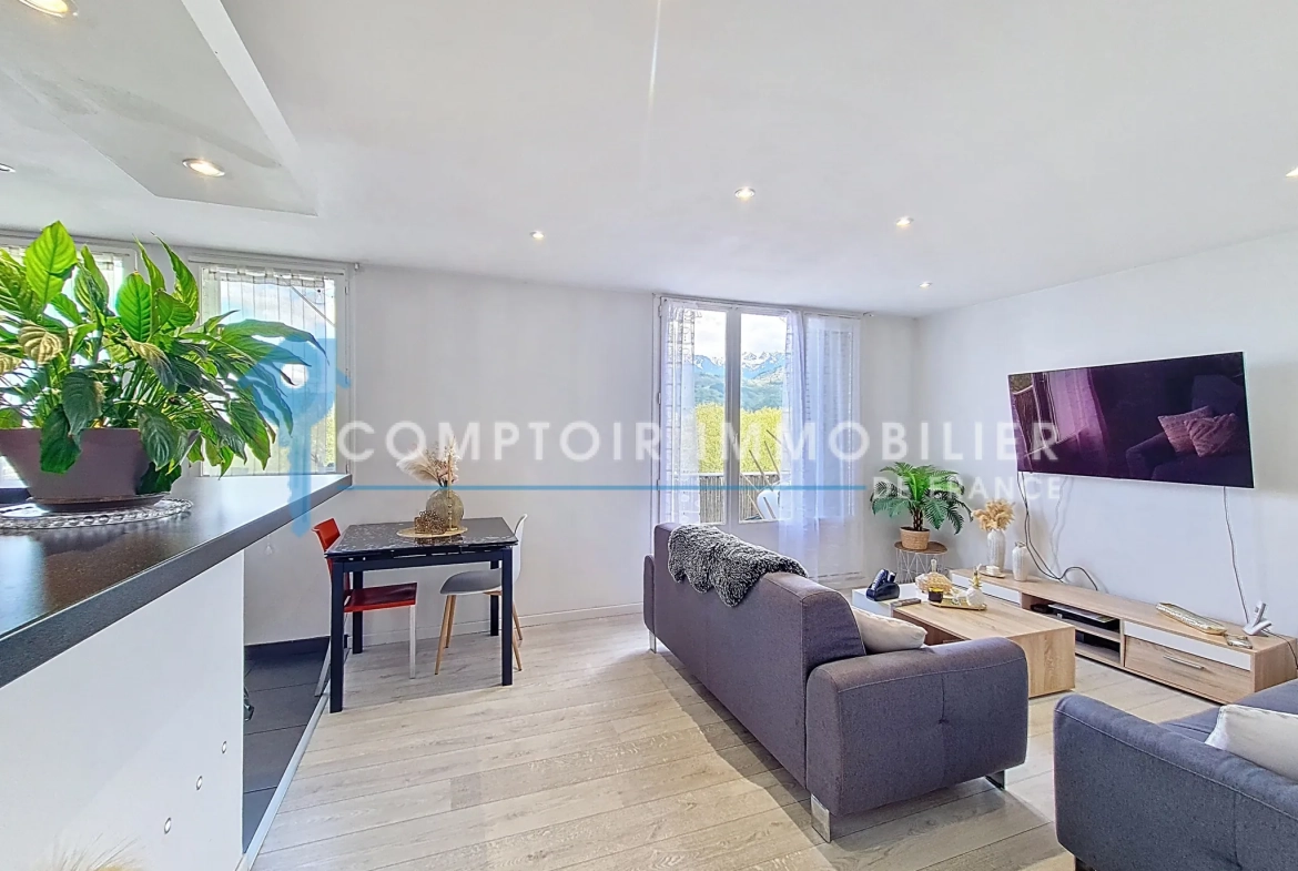 Appartement T3 à vendre à Grenoble avec vue panoramique et balcon 