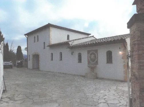 Villa T5 à Nice avec jardin, piscine et garages à vendre 
