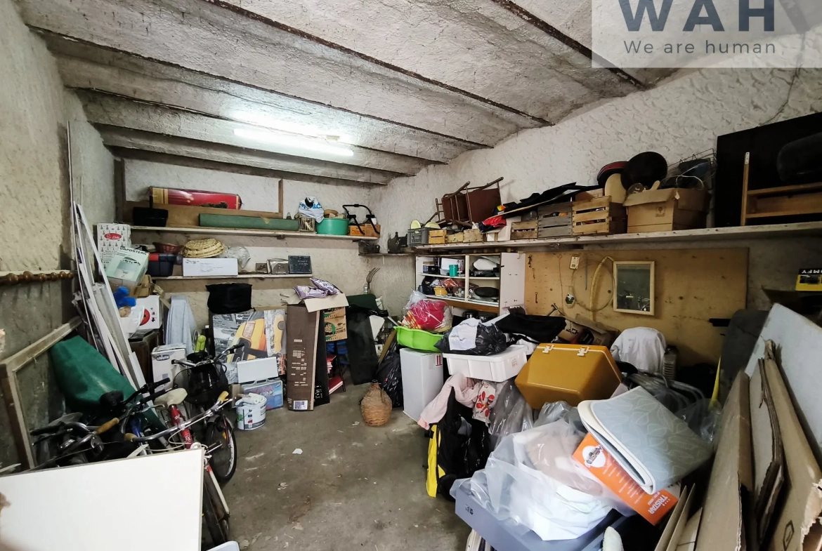 Maison de village T2 avec garage et remise à Saint-Laurent-d'Aigouze 