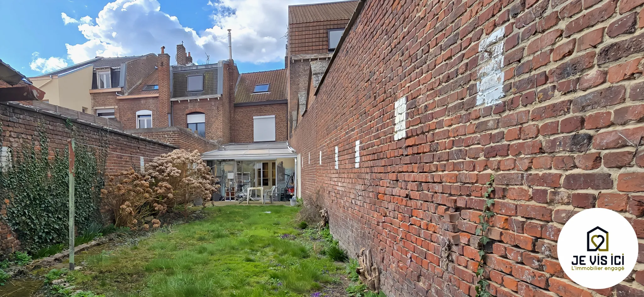 Maison des années 30 avec jardin à La Bassée - Charme et potentiel à saisir 