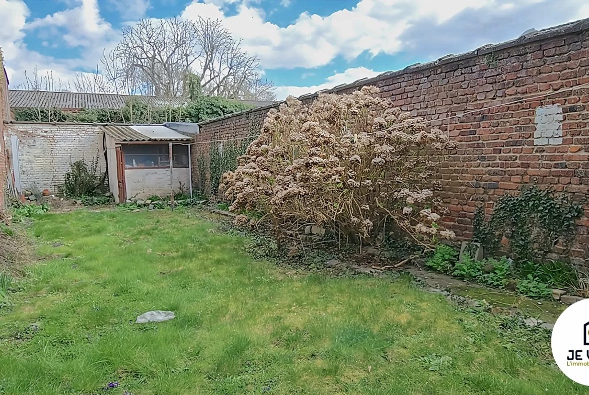 Maison des années 30 avec jardin à La Bassée - Charme et potentiel à saisir 