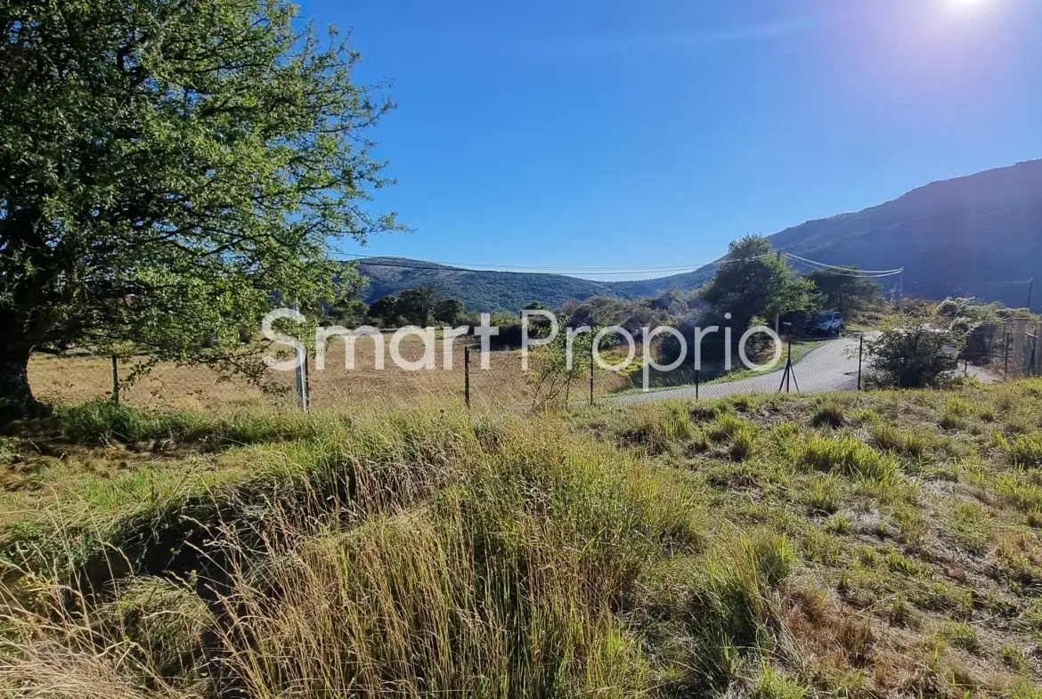 Terrain constructible de 1896 m² à Escragnolles – Calm et ensoleillé 