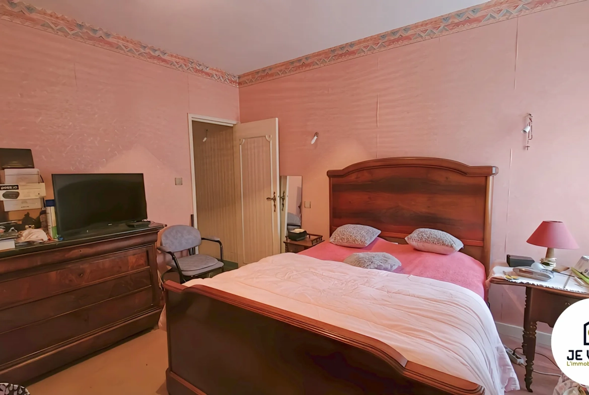 Maison des années 30 avec jardin à La Bassée - Charme et potentiel à saisir 
