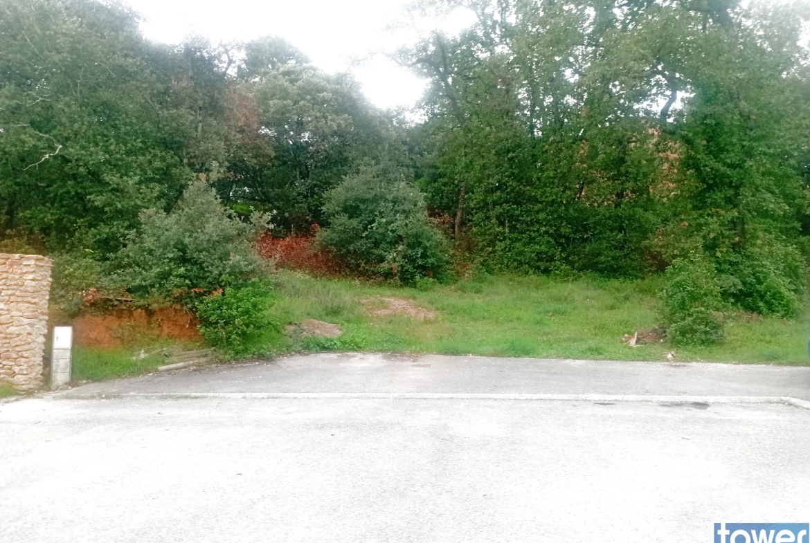 Terrain constructible à Sabrán – 1 429 m² viabilisé, idéal pour votre projet immobilier 