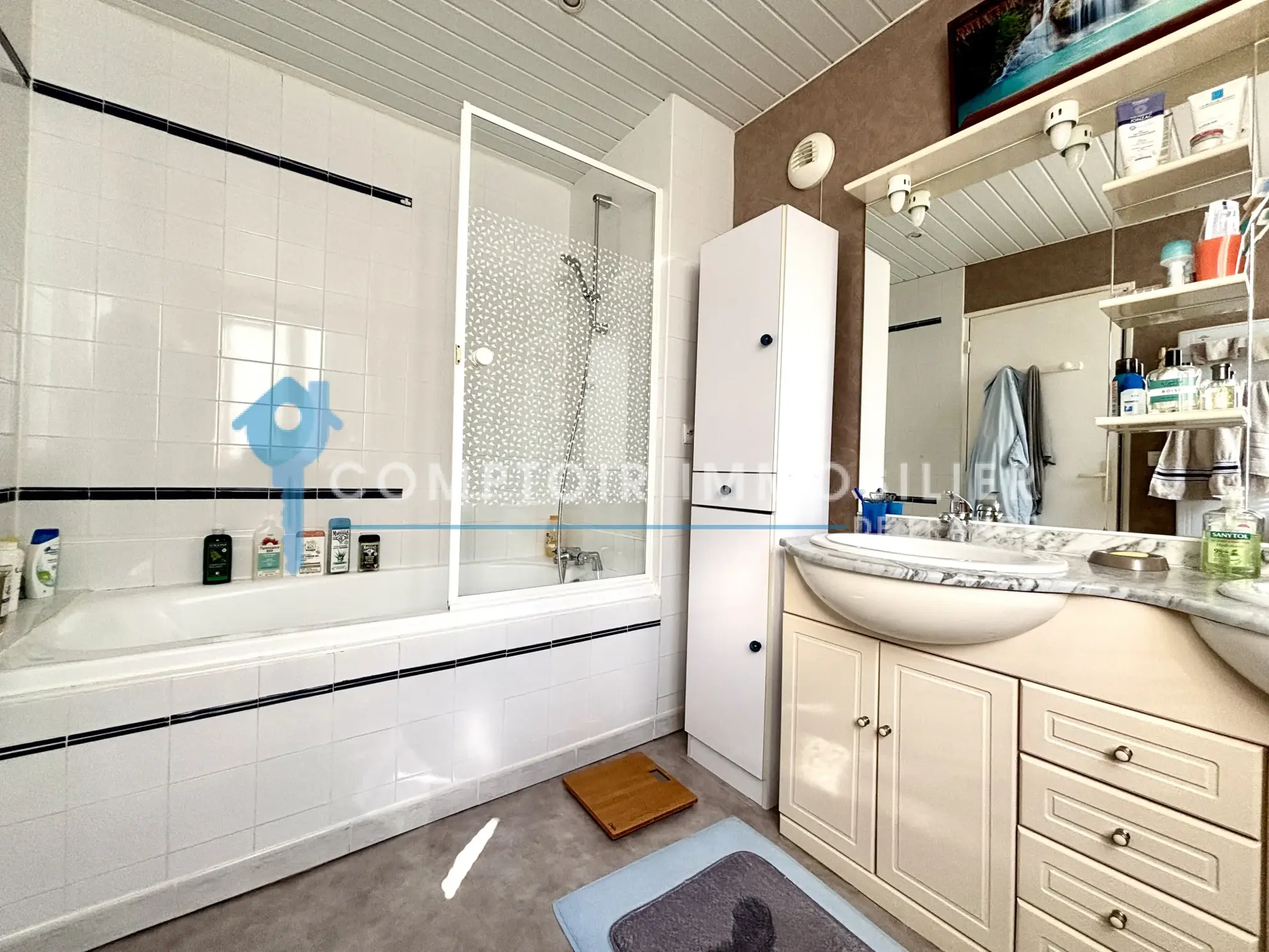 Maison mitoyenne 3 chambres avec terrasse — Proche du lac de Paladru 