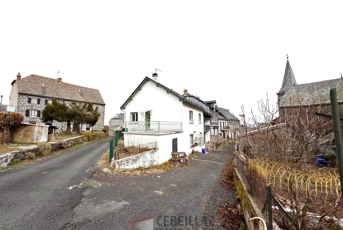 Maison de village avec terrasse à Paulhac - 7 pièces, 90 m² 