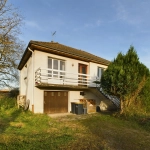 Pavillon à vendre à Nevers avec grand terrain et potentiel de rénovation