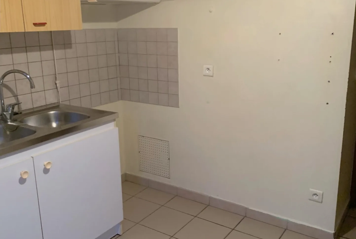 Maison de plain-pied à Marmande avec 2 chambres et terrasse 