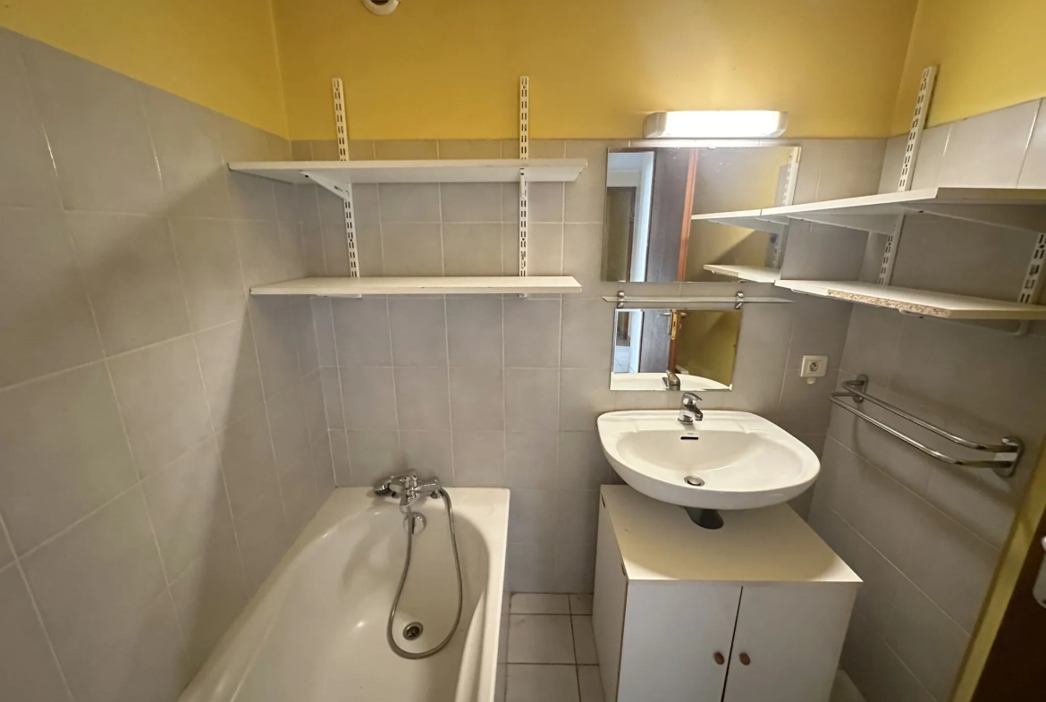 Maison de plain-pied à Marmande avec 2 chambres et terrasse 