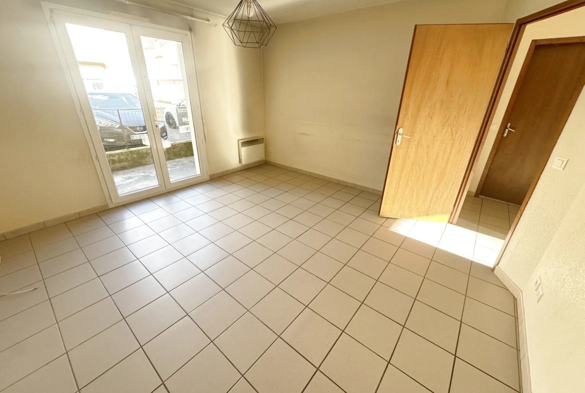 Maison de plain-pied à Marmande avec 2 chambres et terrasse 