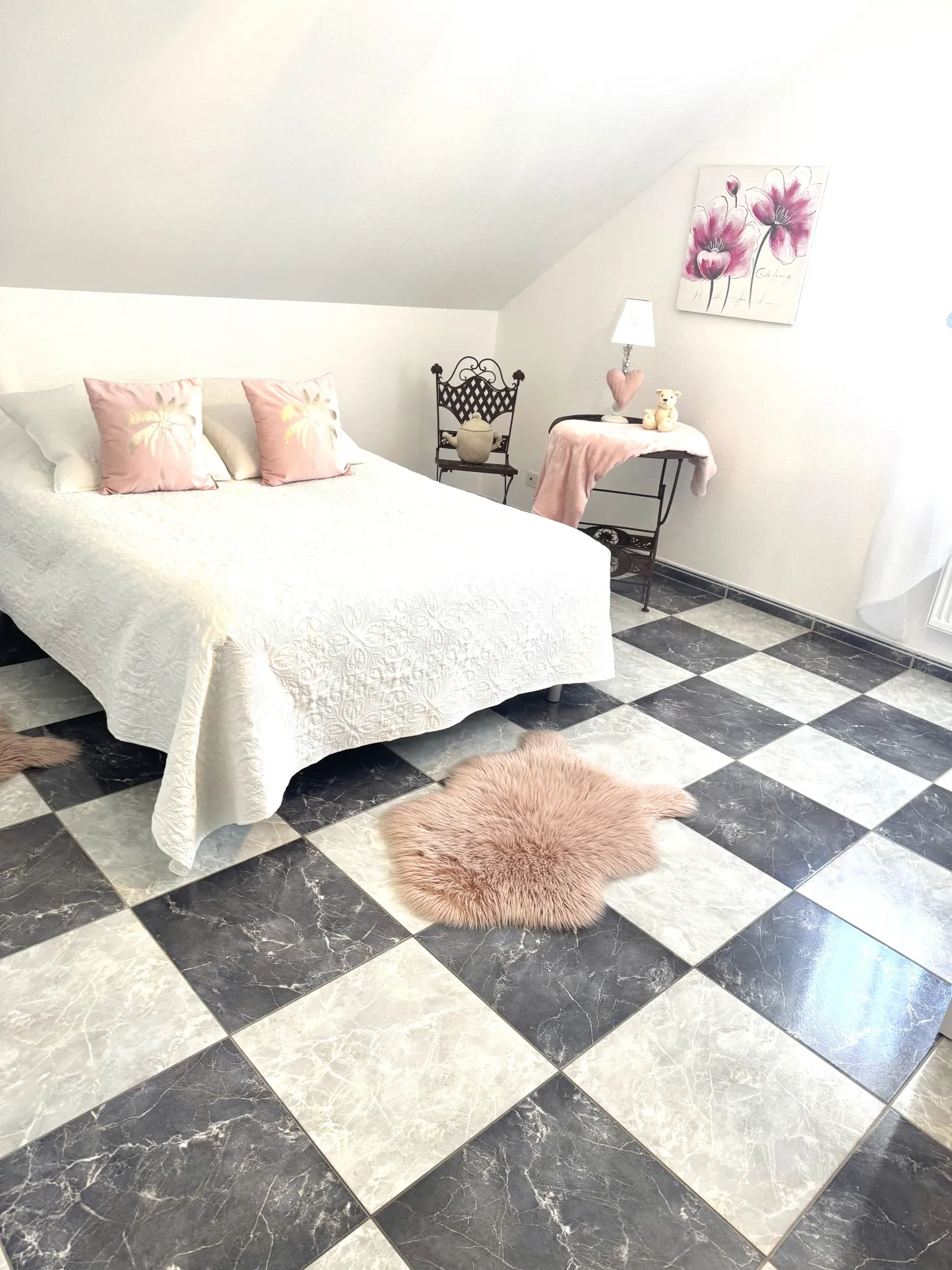 À vendre duplex à Bavilliers de 4 chambres avec terrasse et garage - secteur calme 