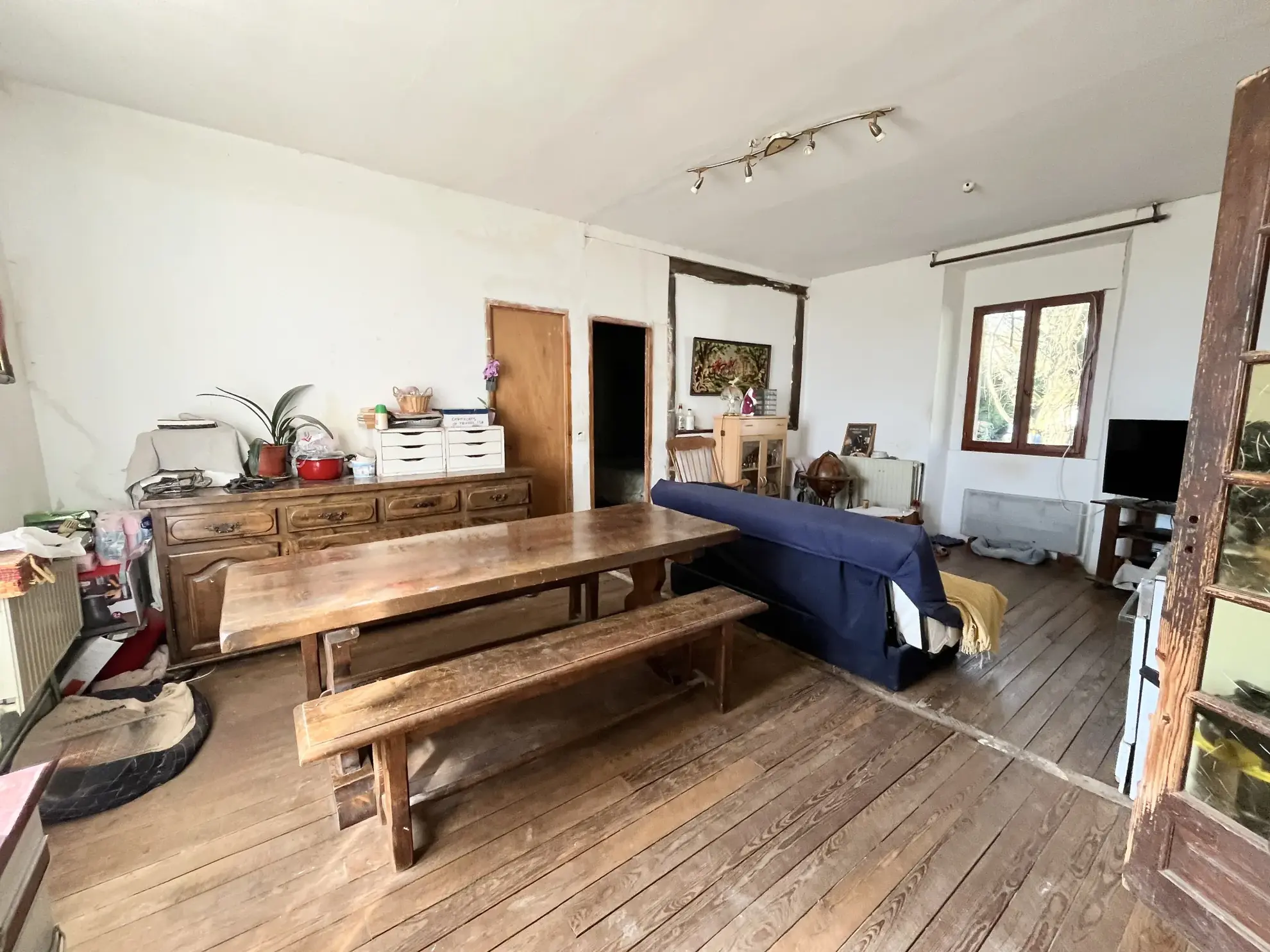 Maison de 73 m² à rénover à La Ferté-Gaucher - Charmante propriété avec potentiel 