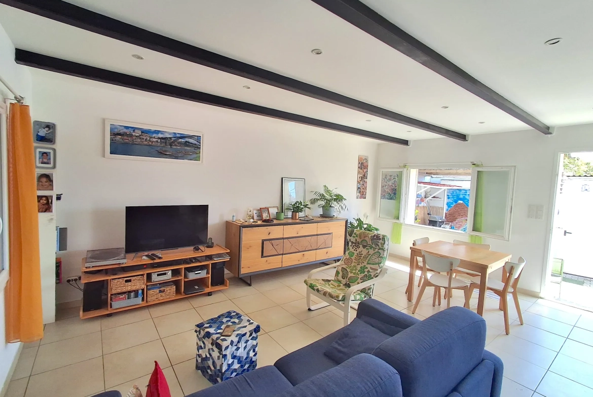 Maison de type 3 avec grande terrasse à Septèmes-les-Vallons 
