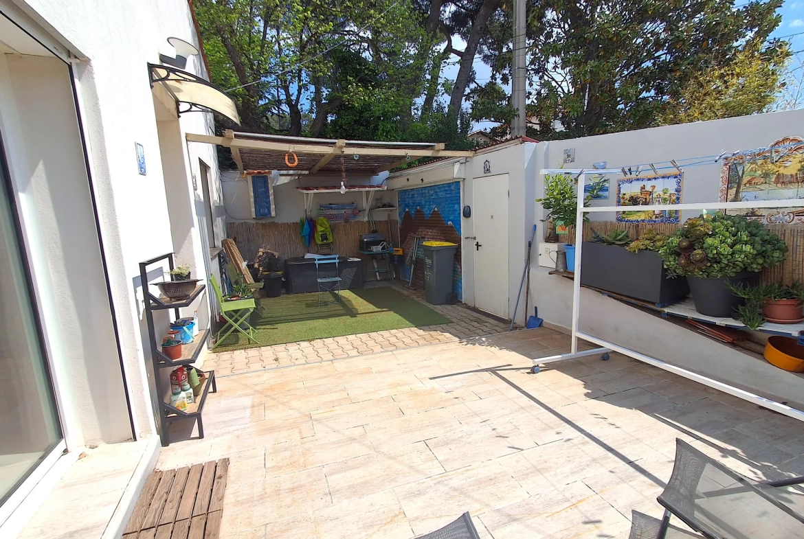 Maison de type 3 avec grande terrasse à Septèmes-les-Vallons 