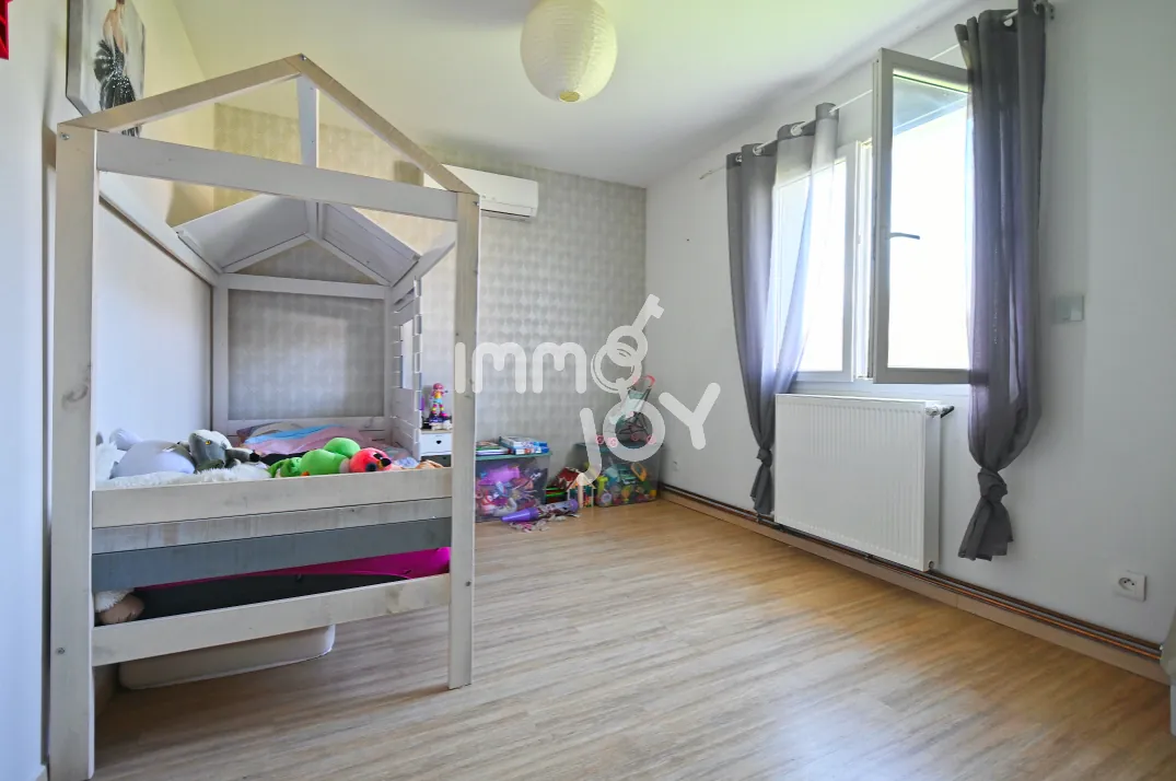 Maison T6 moderne de 130m² avec jardin à Martres-Tolosane 