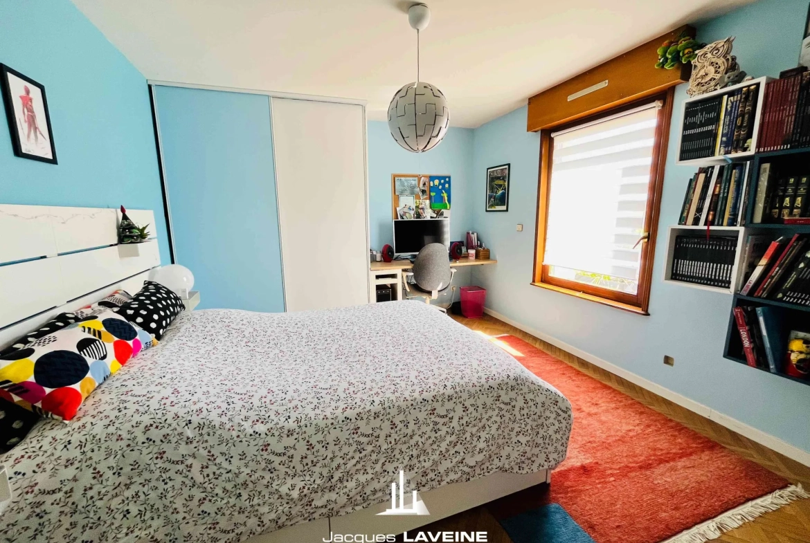 À vendre maison à Saulny avec 3 chambres, garage et chauffage au sol 