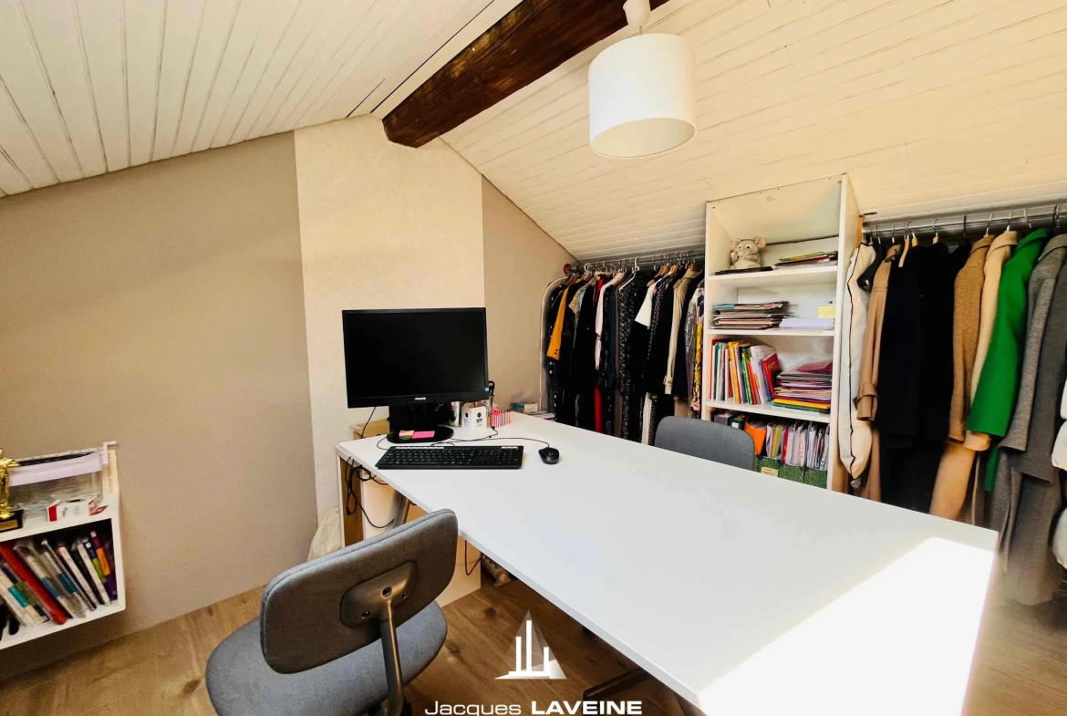 À vendre maison à Saulny avec 3 chambres, garage et chauffage au sol 