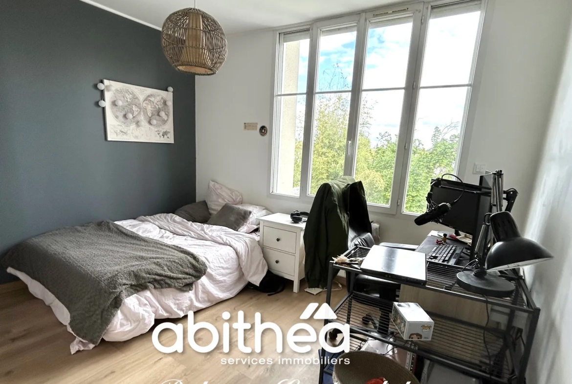 Maison 3 chambres avec piscine dans quartier calme à Ruelle-sur-Touvre 