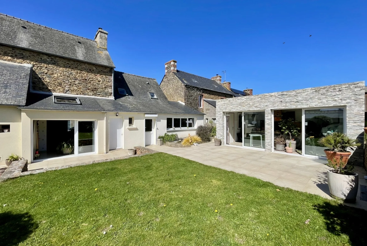Maison en pierre à Goudelin avec jardin, terrasses et dépendances – 177 m2 