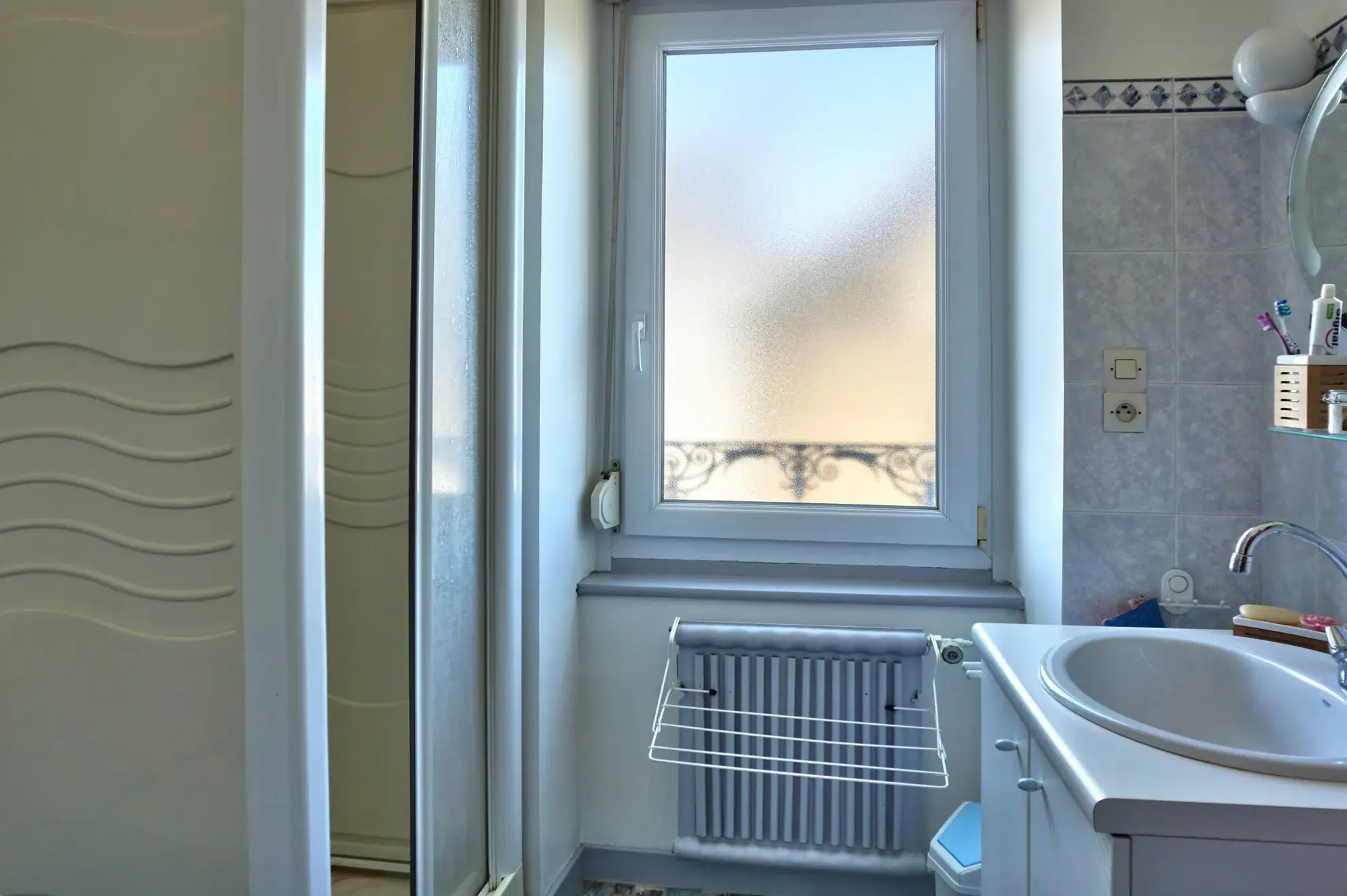 Maison en pierre à Goudelin avec jardin, terrasses et dépendances – 177 m2 