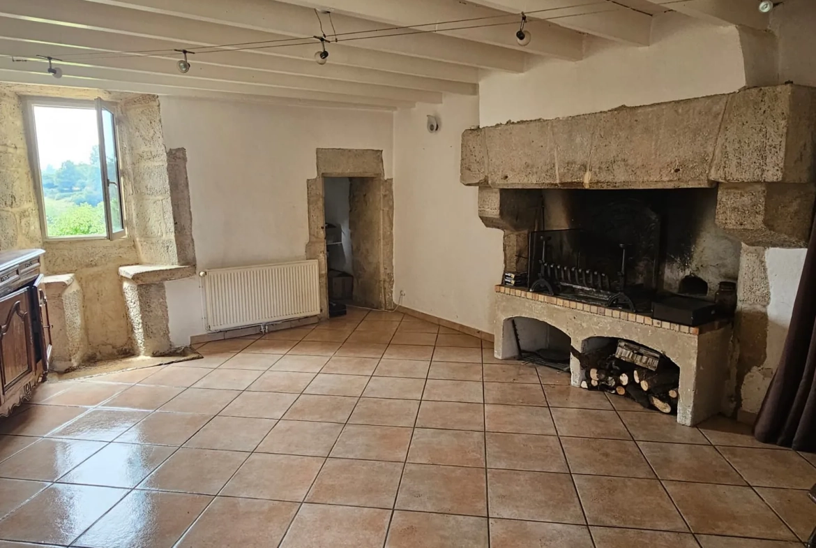 Maison en pierre de 177 m² avec dépendances entre Sauveterre de Guyenne et La Réole 