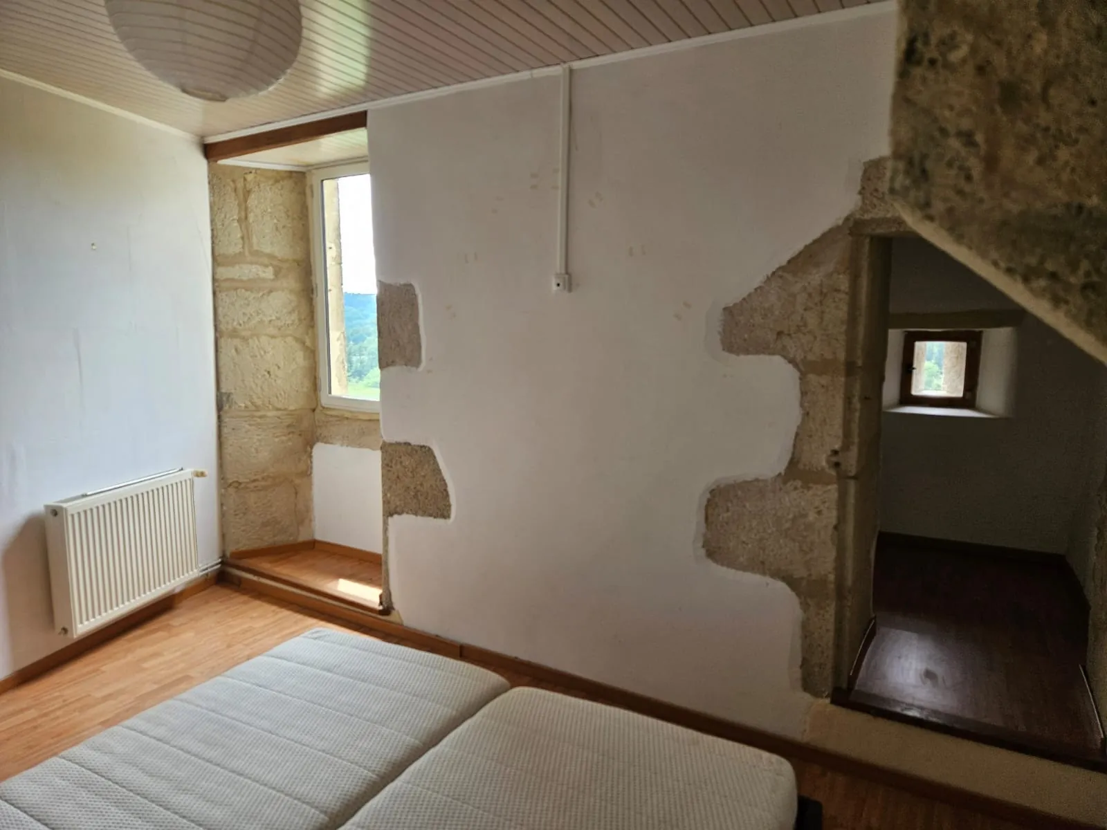 Maison en pierre de 177 m² avec dépendances entre Sauveterre de Guyenne et La Réole 