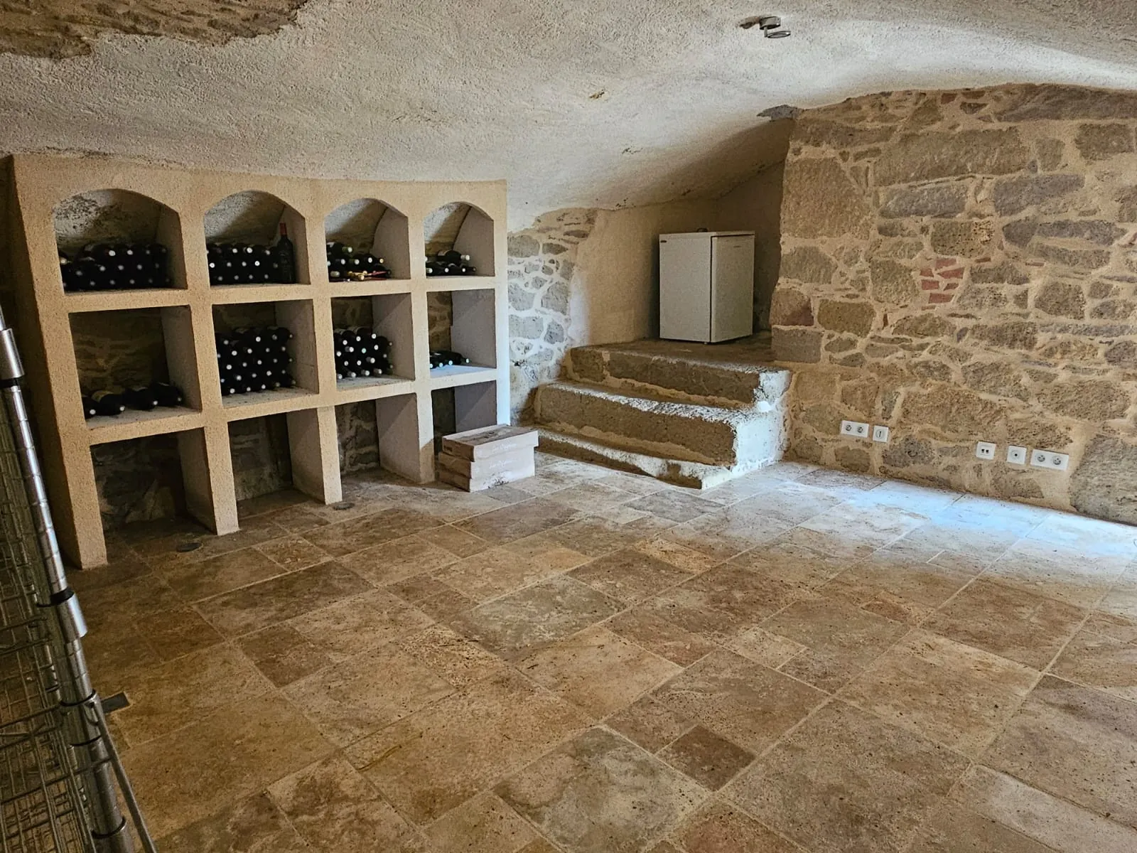 Maison en pierre de 177 m² avec dépendances entre Sauveterre de Guyenne et La Réole 