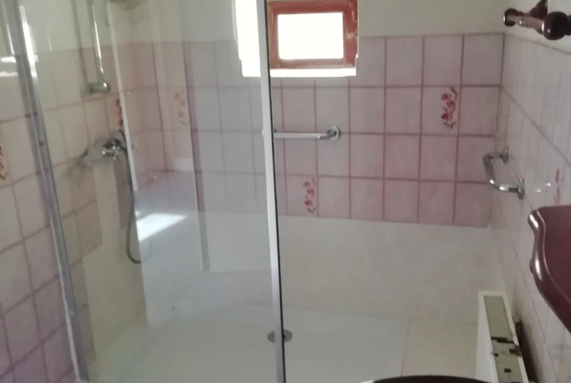 Maison à vendre dans le Cher (18) avec rendement locatif immédiat 