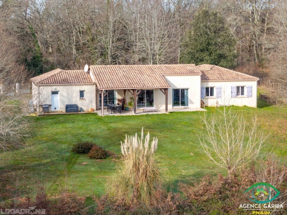 Belle maison récente de 130 m² avec terrasse à Lacapelle-Biron, environnement campagne