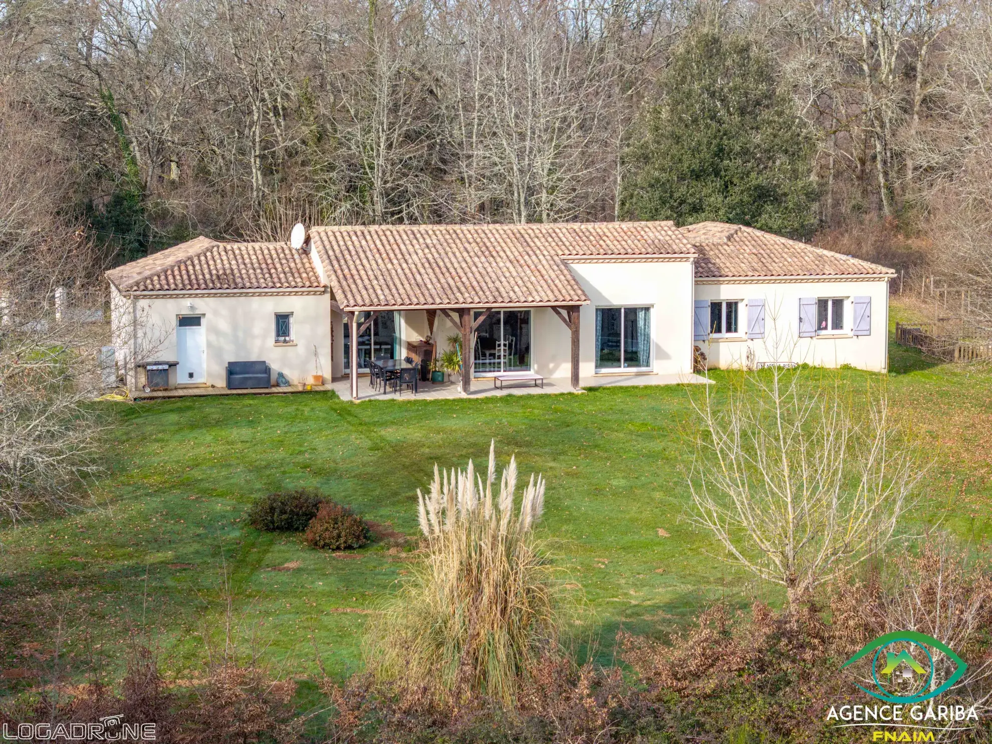 Belle maison récente de 130 m² avec terrasse à Lacapelle-Biron, environnement campagne 