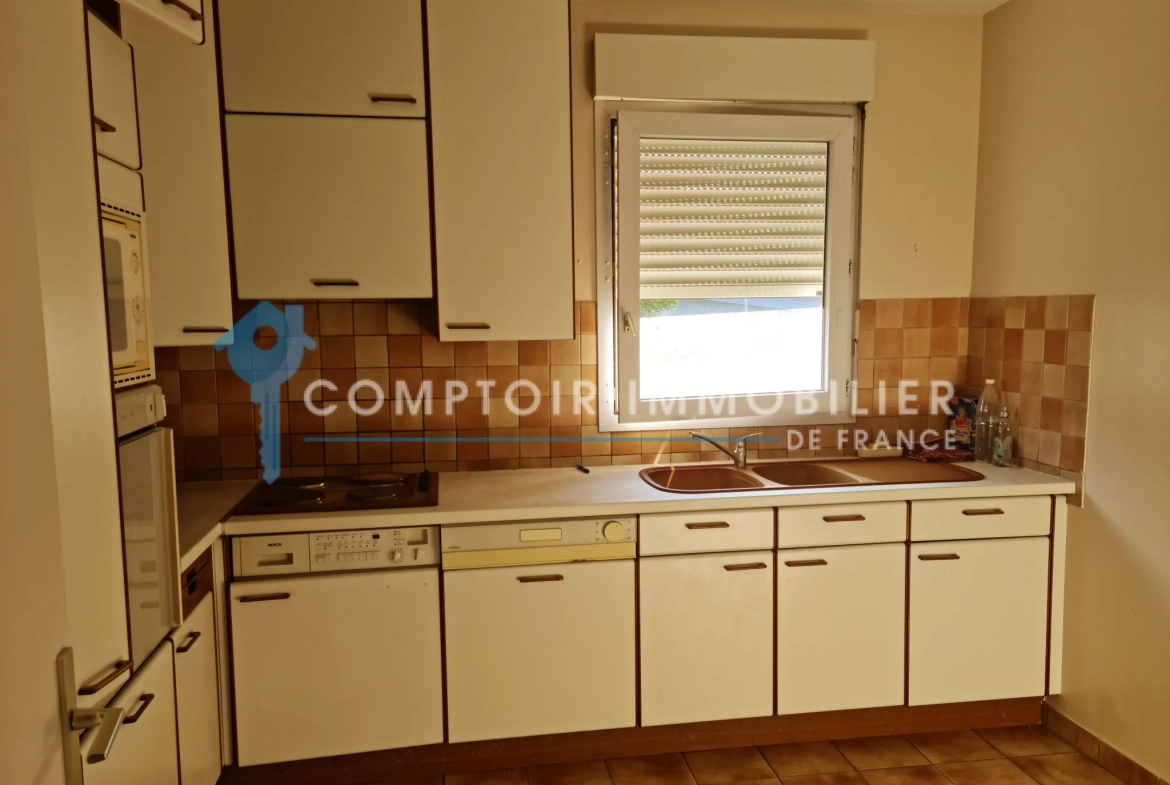 Appartement 4 pièces en centre-ville d'Aubenas avec garage et cave 